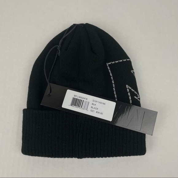 Dreamland Black Beanie NWT - Picture 5 of 7
